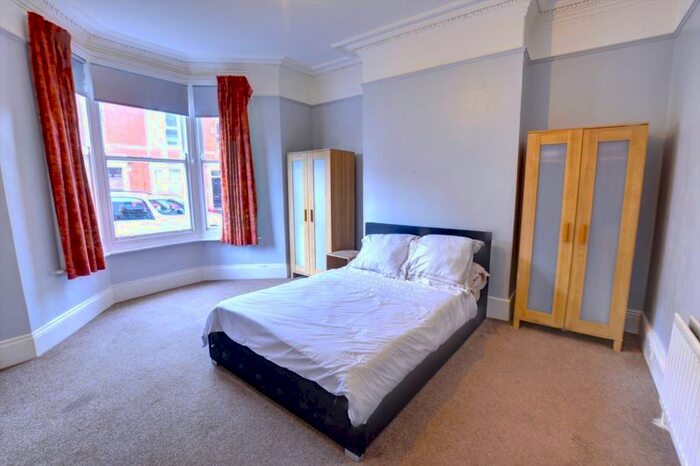 2 Bedroom Property To Rent In Fairfield Road, Jesmond, Newcastle Upon Tyne, NE2
