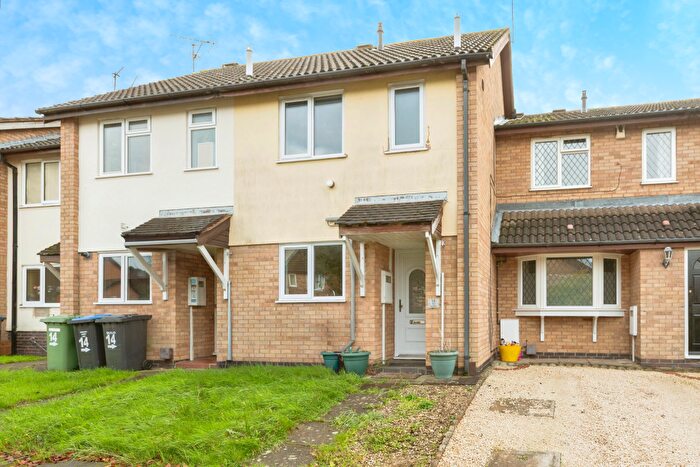 2 Bedroom Terraced House For Sale In The Pastures, Leicester, LE9