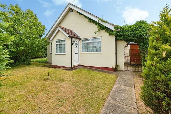 3 Bedroom Detached Bungalow For Sale In Station Road North, Belton, Great Yarmouth, NR31