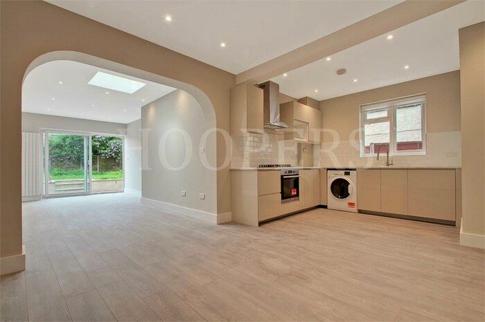 5 Bedroom Semi-Detached House To Rent In Burnley Road, London, NW10