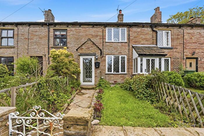 1 Bedroom Terraced House For Sale In Rainow Road, Macclesfield, SK10