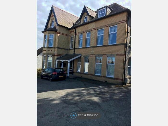 1 Bedroom Flat To Rent In Nant Y Glyn Road, Colwyn Bay, LL29