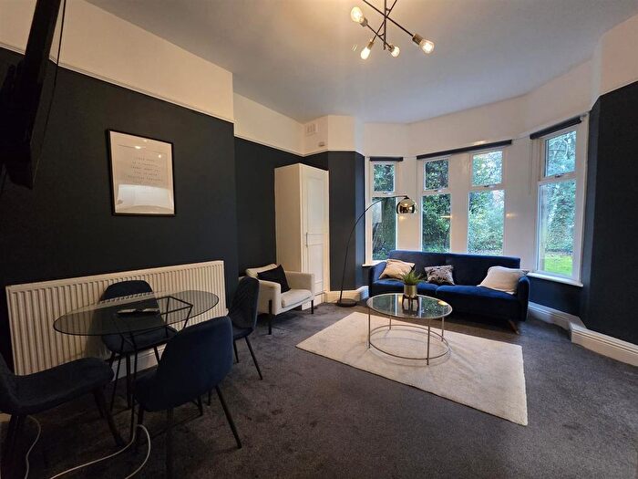 1 Bedroom Flat To Rent In Newton Villas, Chapeltown Road, Leeds, LS7