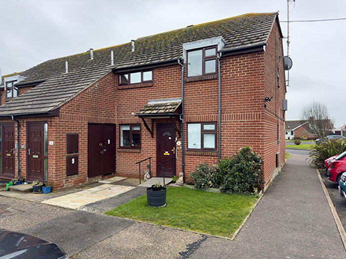 2 Bedroom Retirement Property For Sale In Nightingale Court, Bognor Regis, PO22