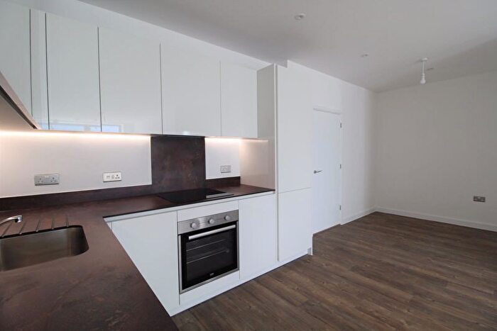 1 Bedroom Flat To Rent In Central House, Eagle Way, Brentwood, CM13