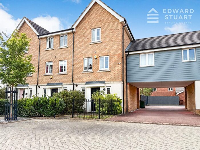 3 Bedroom End Of Terrace House For Sale In Lima Way, Peterborough, Cambridgeshire, PE2