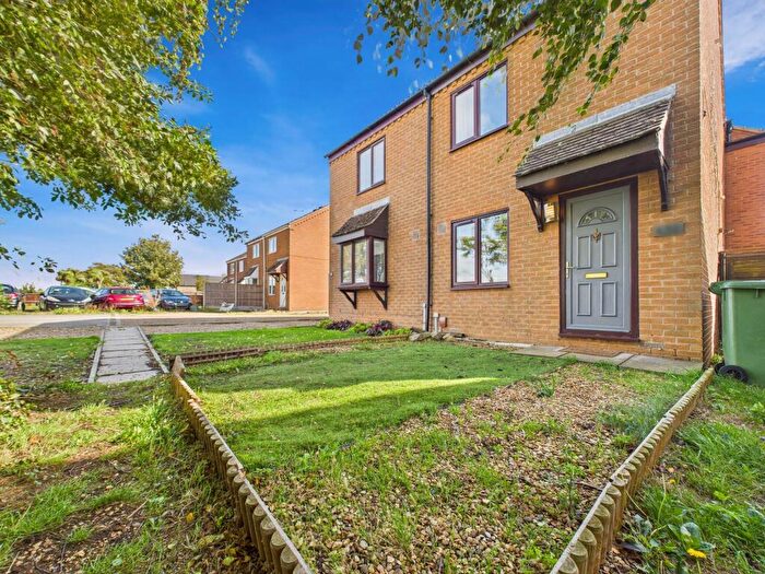 3 Bedroom Semi-Detached House For Sale In March Road, Whittlesey, PE7