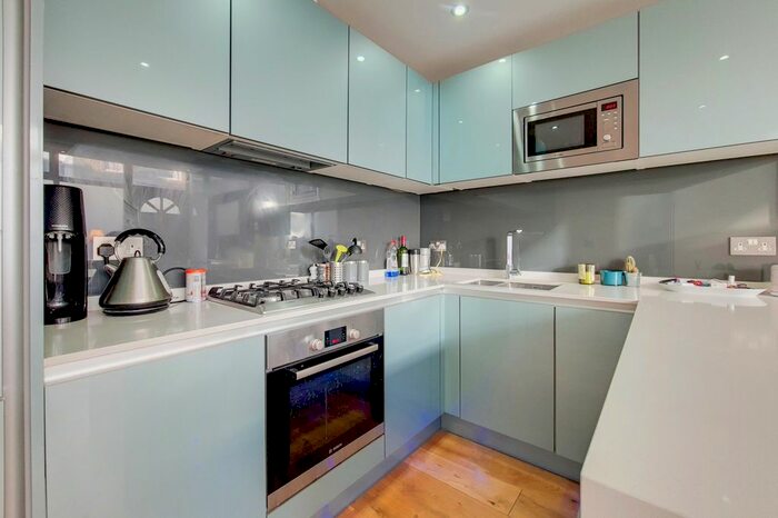 2 Bedroom Flat To Rent In Dawes Road, Fulham, London, SW6