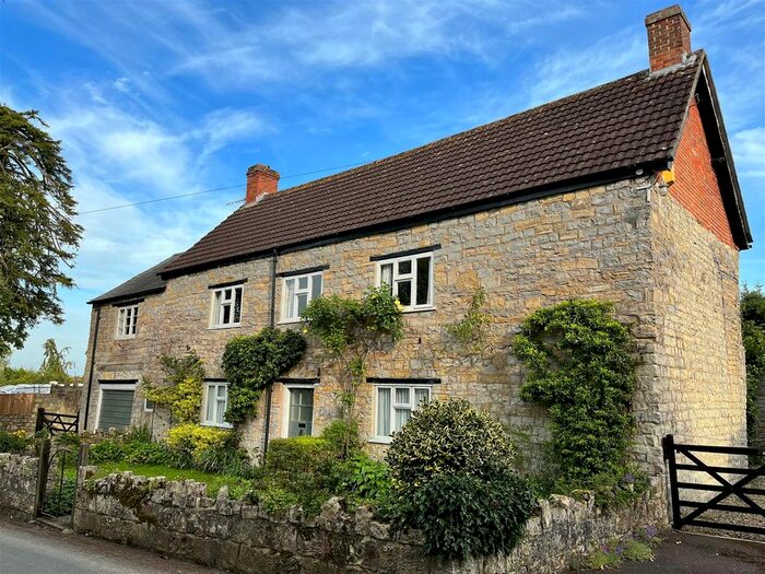 5 Bedroom Detached House For Sale In The Glebe, Fivehead, Taunton, TA3