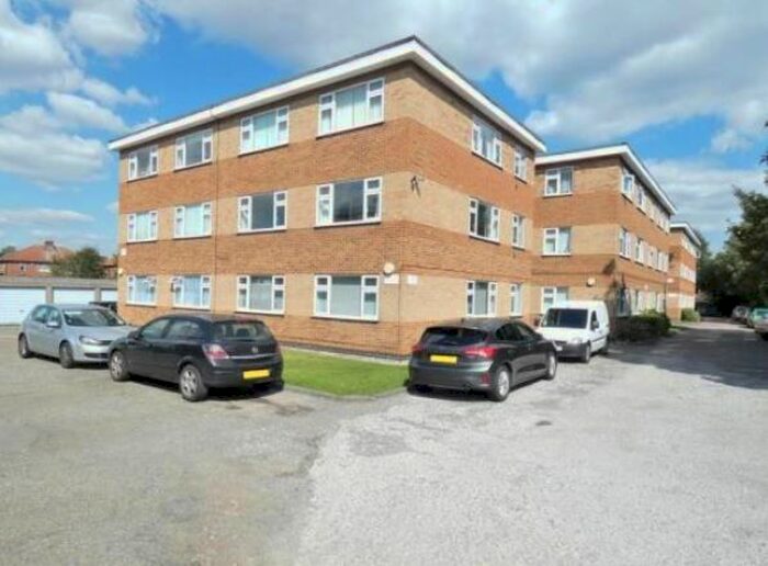 2 Bedroom Flat To Rent In Doris Court, Norfolk Avenue, Toton, NG9