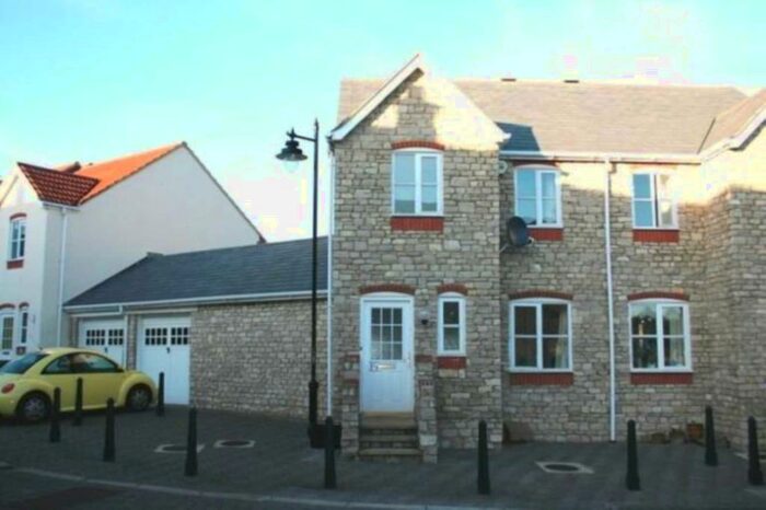 3 Bedroom Terraced House To Rent In Delta Court, Frome, BA11