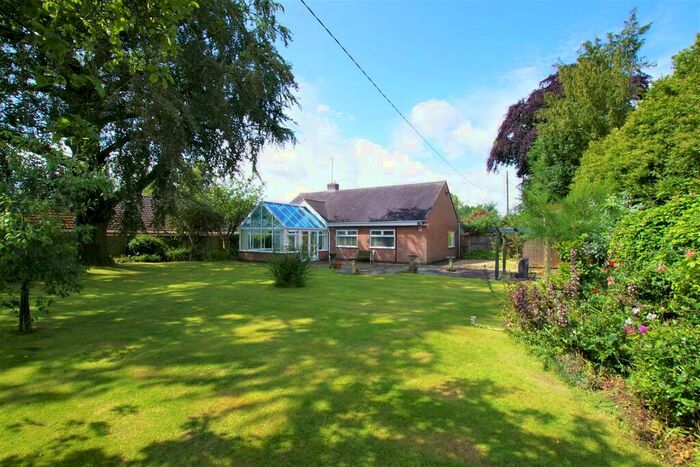 4 Bedroom Detached Bungalow For Sale In Coplow Lane, Foston, DE65