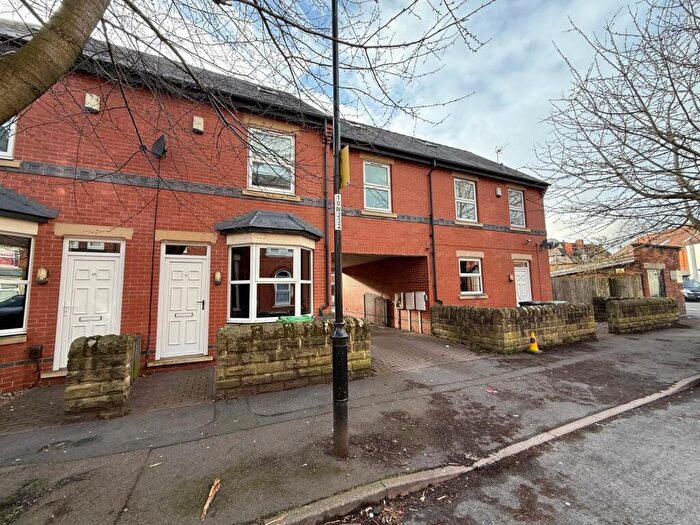 3 Bedroom House To Rent In Mundella Road, Nottingham, NG2