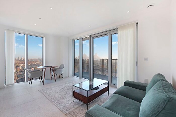 1 Bedroom Flat To Rent In Tapestry Way, Whitechapel, E1