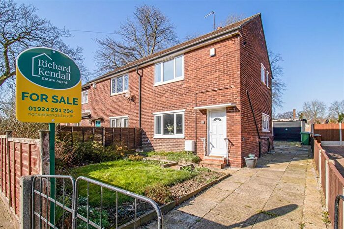 2 Bedroom Semi-Detached House For Sale In Kettlethorpe Road, Wakefield, WF2