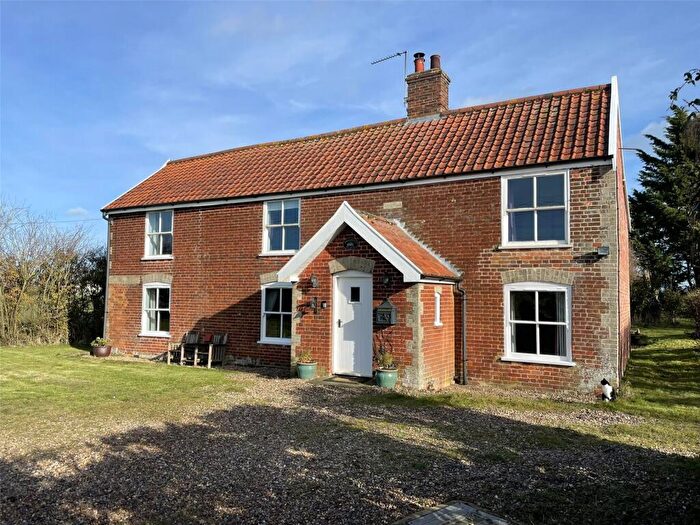 4 Bedroom Detached House For Sale In Mill Road, Occold, IP23