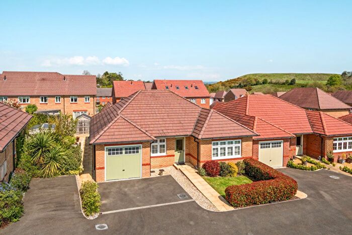 3 Bedroom Detached Bungalow For Sale In Valerian Place, Newton Abbot, TQ12