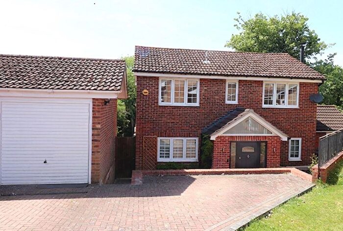4 Bedroom Detached House For Sale In April Close, Green Street Green, Orpington, BR6