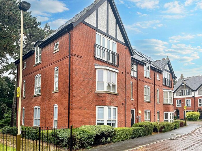 2 Bedroom Apartment To Rent In Barradale Court, Leicester, LE2