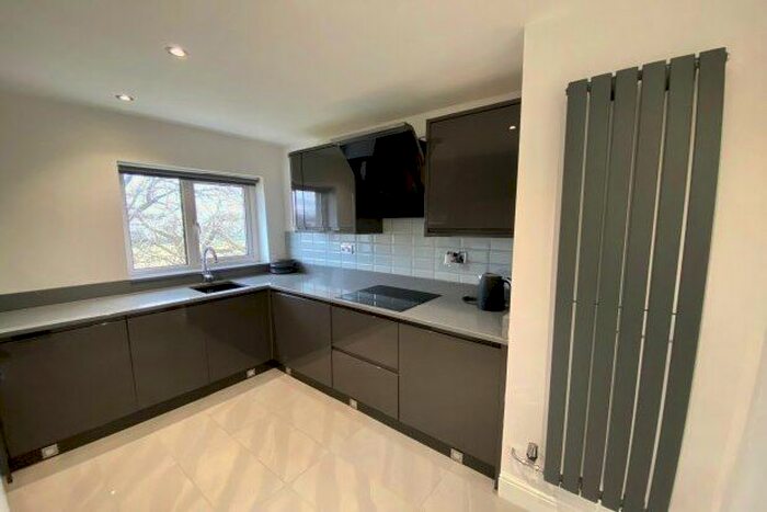 2 Bedroom Flat To Rent In Stonechat Place, Newcastle Upon Tyne, NE12