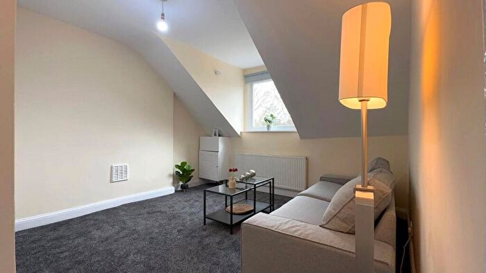 2 Bedroom Apartment To Rent In Chichele Road, Willesden, NW2