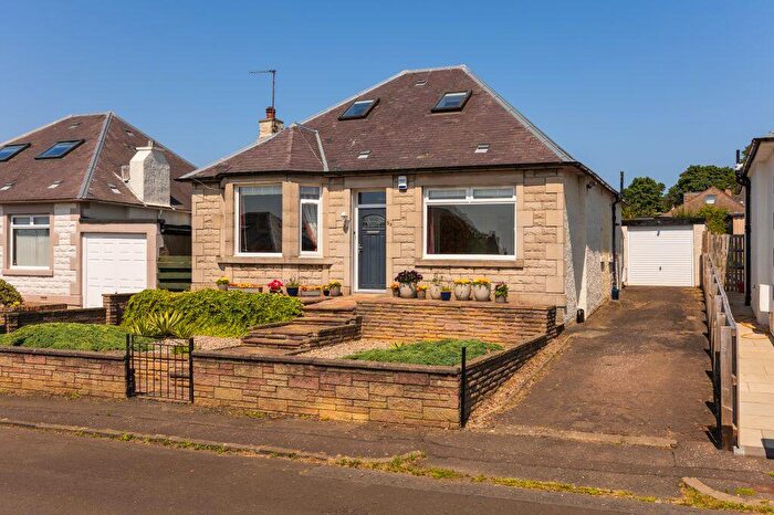 4 Bedroom Detached Bungalow For Sale In Hillview Road, Edinburgh, EH12