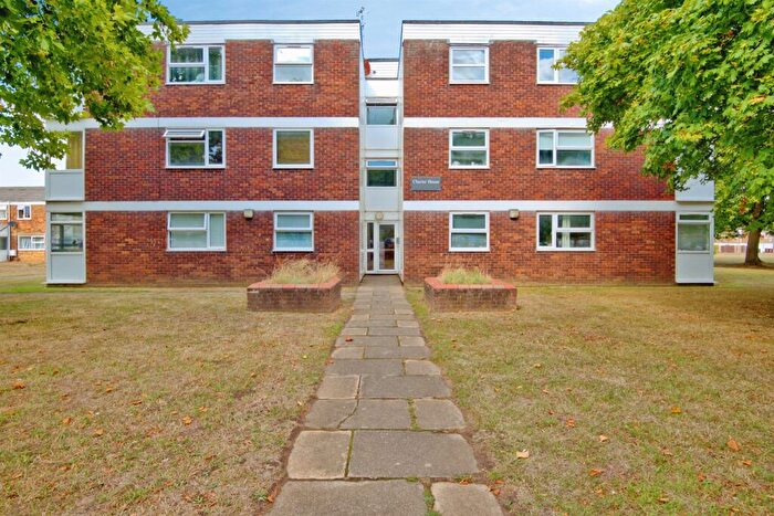 2 Bedroom Flat For Sale In Ebony Close, Colchester, CO2