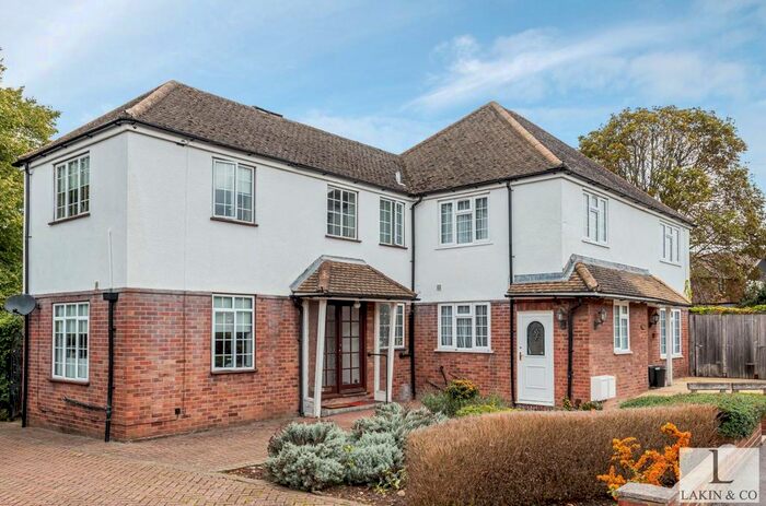 1 Bedroom Semi-Detached House To Rent In Rectory Way, Ickenham, Uxbridge, UB10