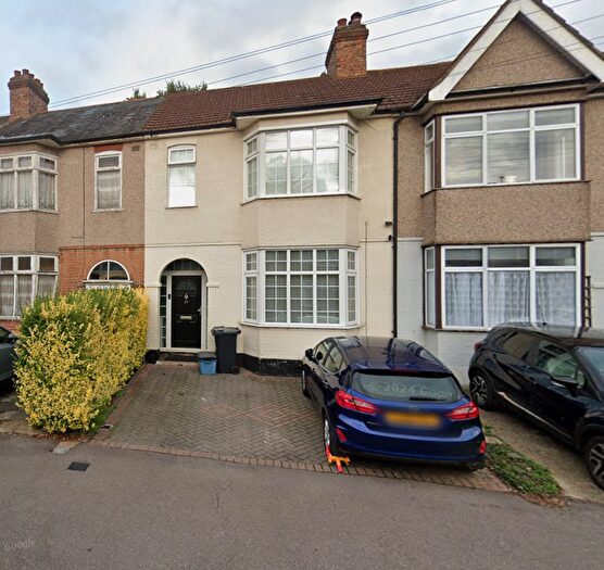 3 Bedroom Terraced House For Sale In Clinton Crescent, Hainault, Ilford, Redbridge, IG6