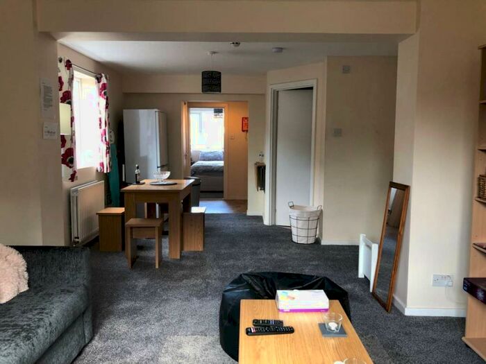 1 Bedroom Flat To Rent In Appleyard, Oldbrook, MK6