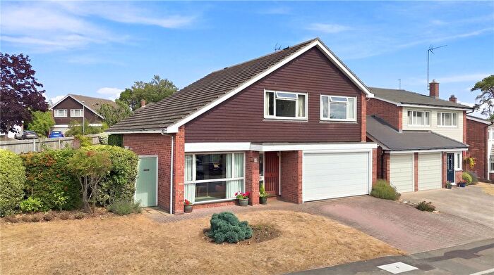 4 Bedroom Detached House For Sale In Meadowcroft, Stansted, Essex, CM24