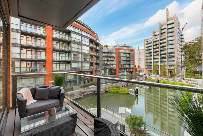 3 Bedroom Flat To Rent In Gatliff Road, London, SW1W