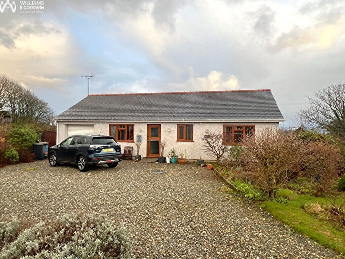 2 Bedroom Detached Bungalow For Sale In Pendref Street, Newborough, Anglesey, LL61
