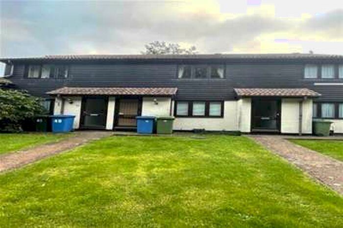 1 Bedroom Maisonette Flat To Rent In Wickham Close, Newington, ME9