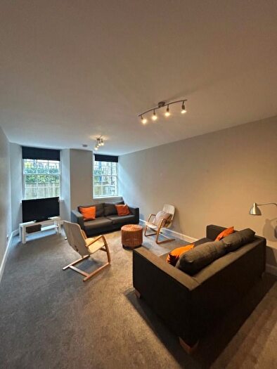 5 Bedroom Flat To Rent In Newington Road, Edinburgh, EH9