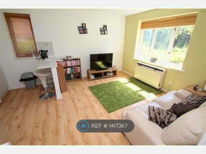 1 Bedroom Flat To Rent In Tenterden Crescent, Milton Keynes, MK7