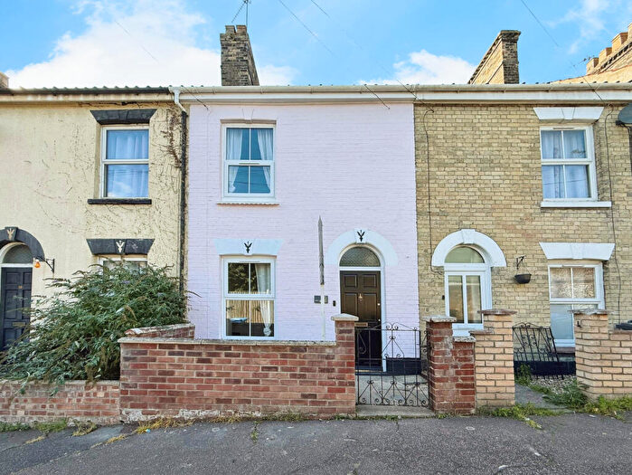 2 Bedroom House To Rent In Harbour Road, NR1