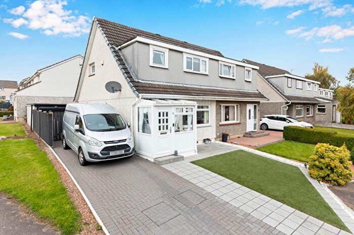 3 Bedroom Semi-Detached House For Sale In Trelawney Terrace, Penicuik, EH26
