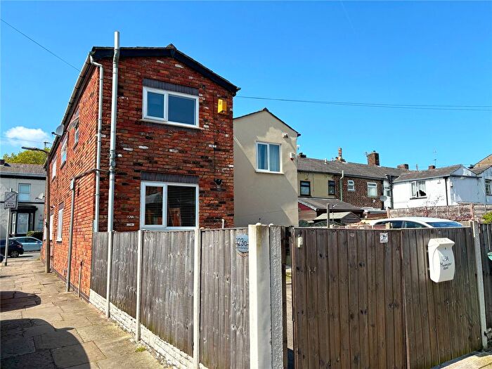 2 Bedroom End Of Terrace House For Sale In Manchester Road, Bury, Greater Manchester, BL9