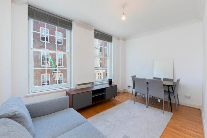 1 Bedroom Flat To Rent In Great James Street, Bloomsbury, WC1N