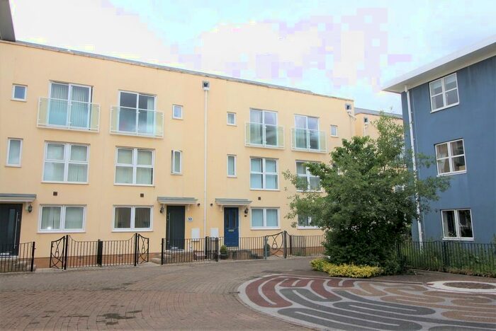 5 Bedroom Terraced House To Rent In Richmond Court, Exeter, EX4