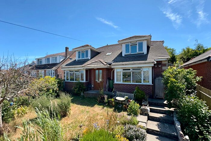 2 Bedroom Flat For Sale In Priests Road, Swanage, BH19