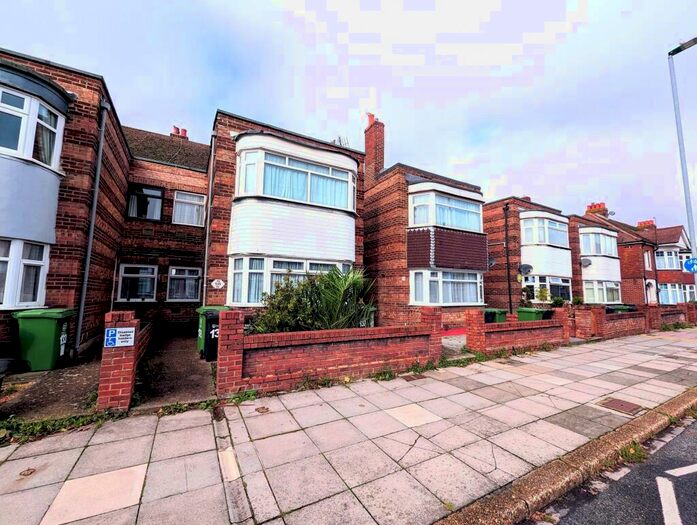 2 Bedroom Flat To Rent In Northern Parade, Hilsea, PO2