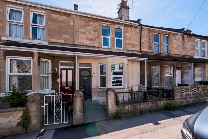 5 Bedroom Terraced House To Rent In Beckhampton Road, Bath, BA2