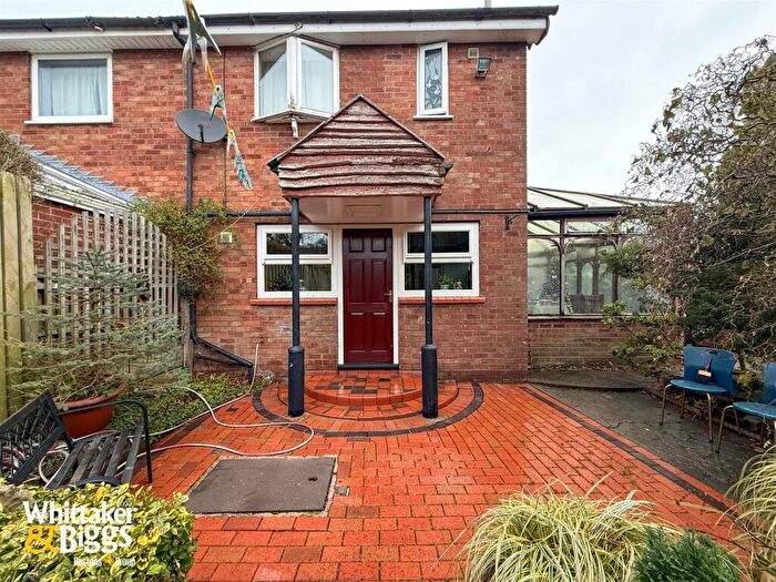 3 Bedroom Semi-Detached House For Sale In Barncroft Road, Chell Heath, ST6