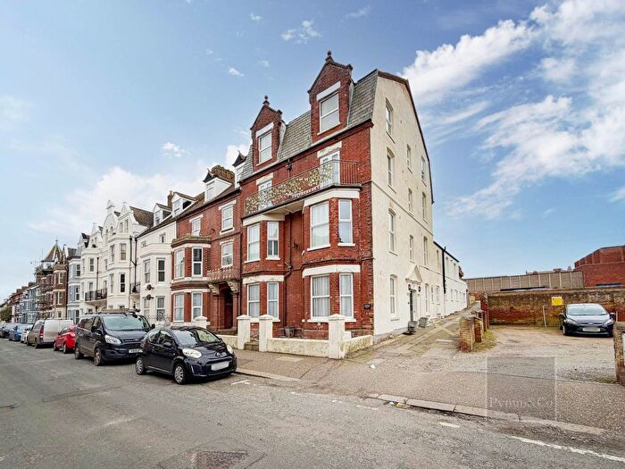 1 Bedroom Flat For Sale In Cabbell Road, Cromer, NR27