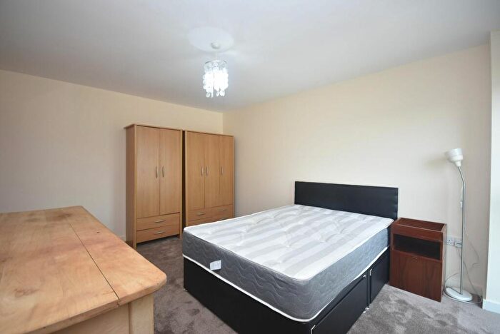 2 Bedroom Apartment To Rent In Bishops Corner, Hulme, Manchester, M15
