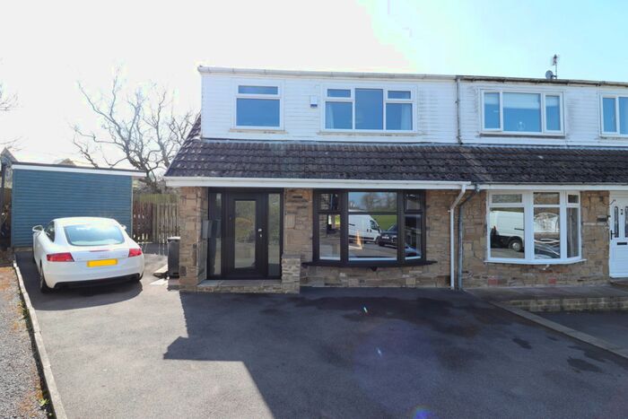 3 Bedroom Semi-Detached House For Sale In Heather Brow, Earby, BB18