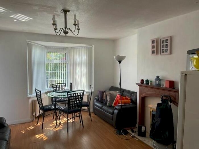 4 Bedroom Semi-Detached House To Rent In Poole Crescent, Harborne, Birmingham, B17