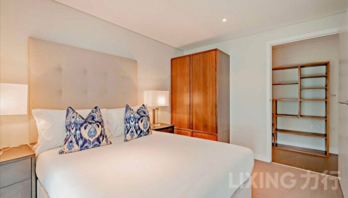 3 Bedroom Flat To Rent In Merchant Square East, Paddington, W2